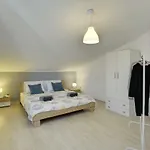 Niko Apartment